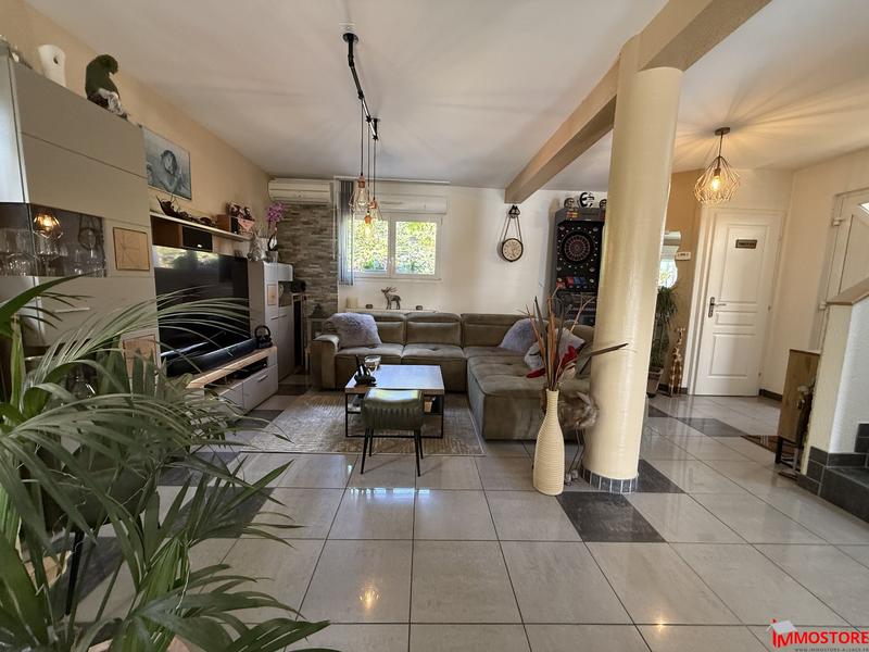 Maison - 91 m² - 5 pièces