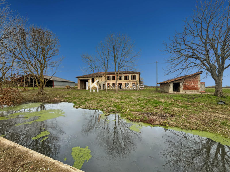 Maison - 200 m² - 5 pièces