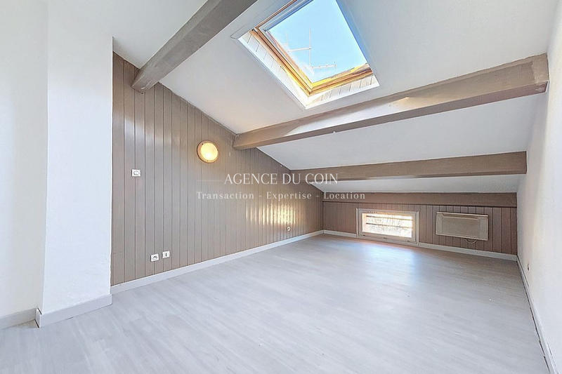 Maison - 83 m² - 5 pièces