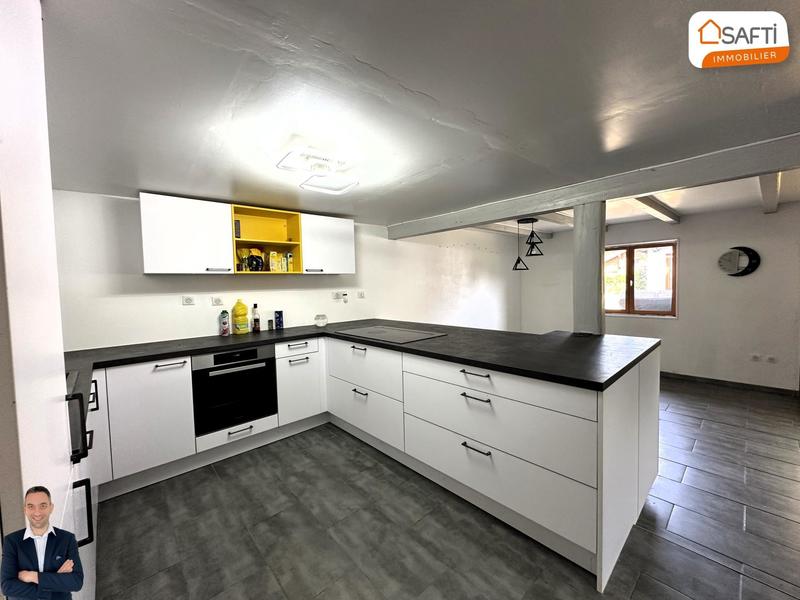 Maison - 357 m² - 12 pièces