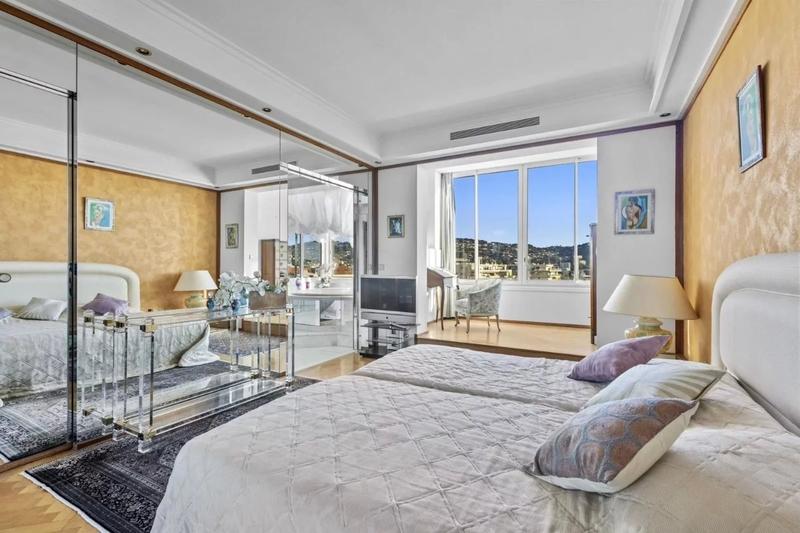 Villa - 170 m² - 7 pièces