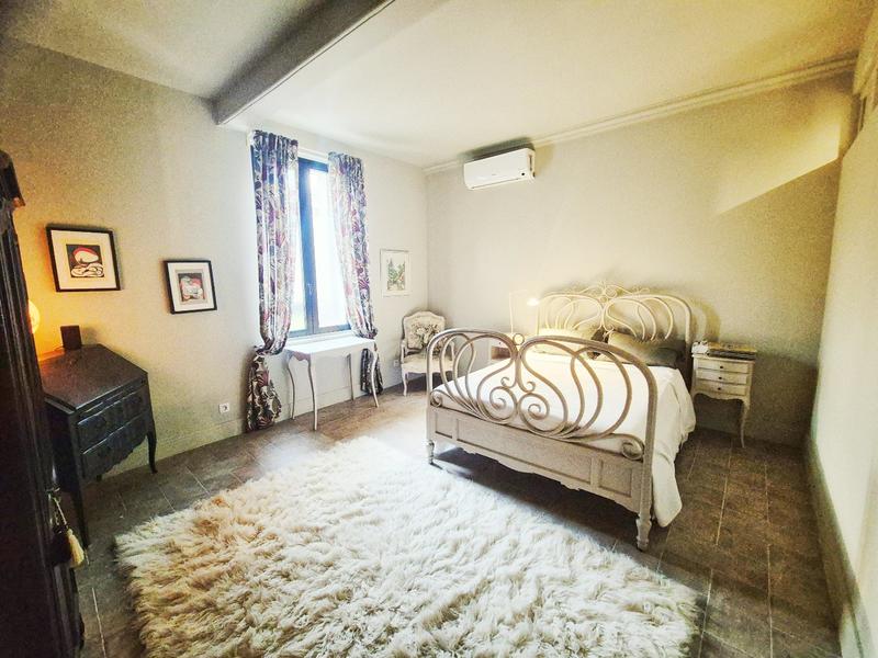 Maison bourgeoise - 200 m² - 7 pièces