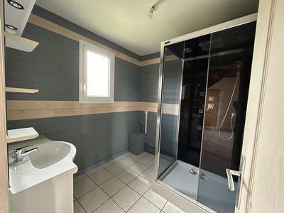 Maison jumelée - 102 m² - 4 pièces