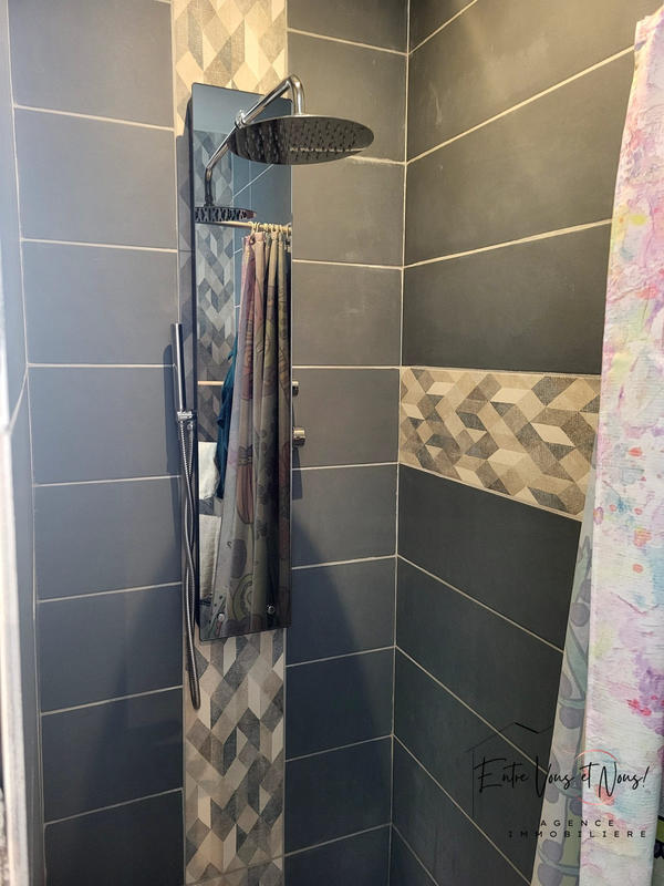 Maison ancienne - 235 m² - 7 pièces