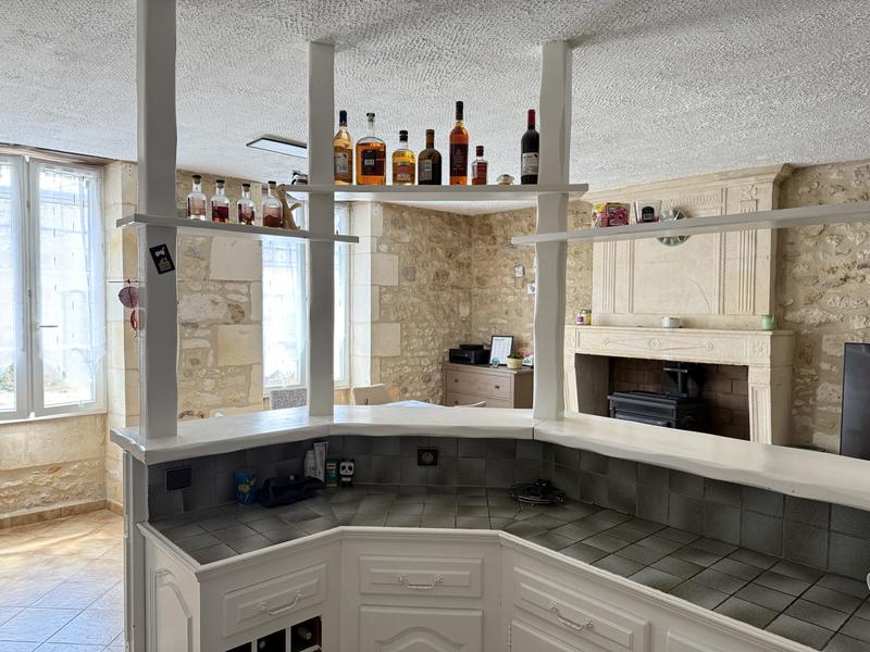 Maison - 98 m² - 4 pièces