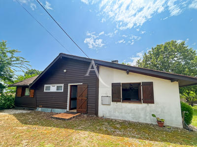 Maison - 80 m² - 5 pièces