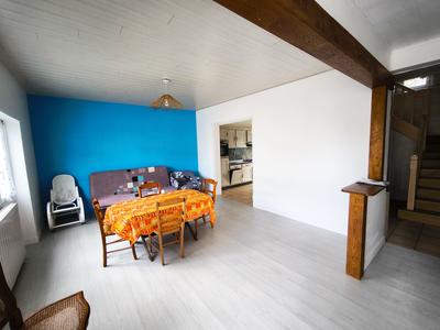 Maison - 164 m² - 9 pièces