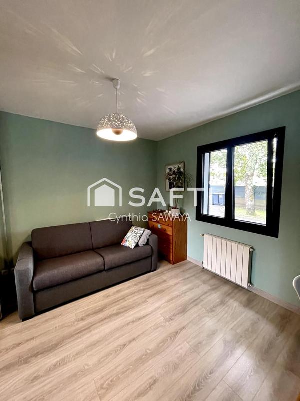 Maison - 180 m² - 7 pièces