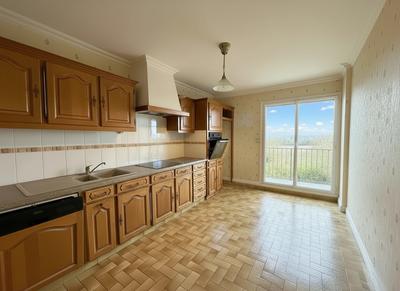 Appartement - 87 m² - 4 pièces