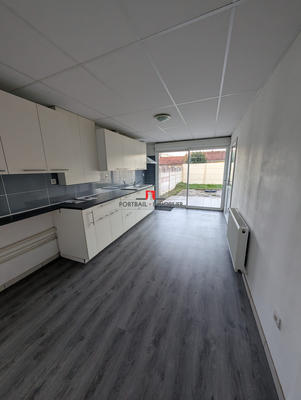 Maison - 91 m² - 5 pièces