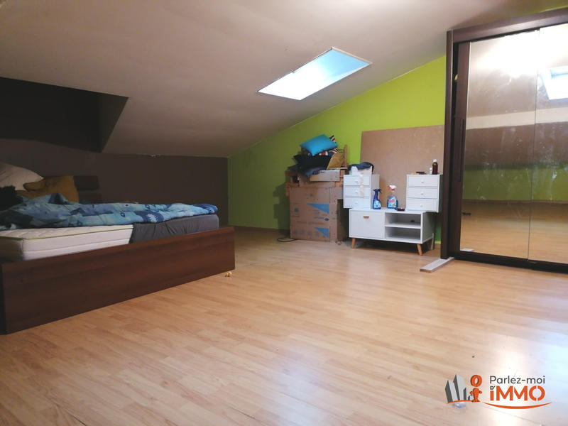 Appartement - 105 m² - 4 pièces