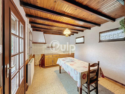 Maison - 99 m² - 5 pièces