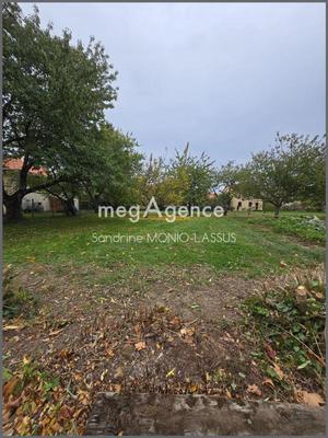 Terrain constructible - 678 m²