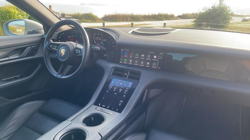 Porsche taycan 93.4 kWh 571 Performance Plus 4s