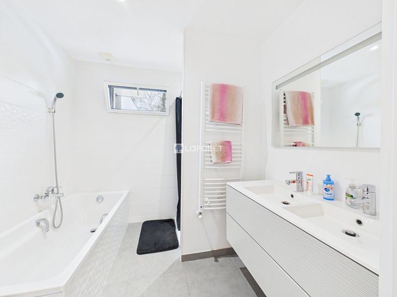 Maison - 115 m² - 6 pièces