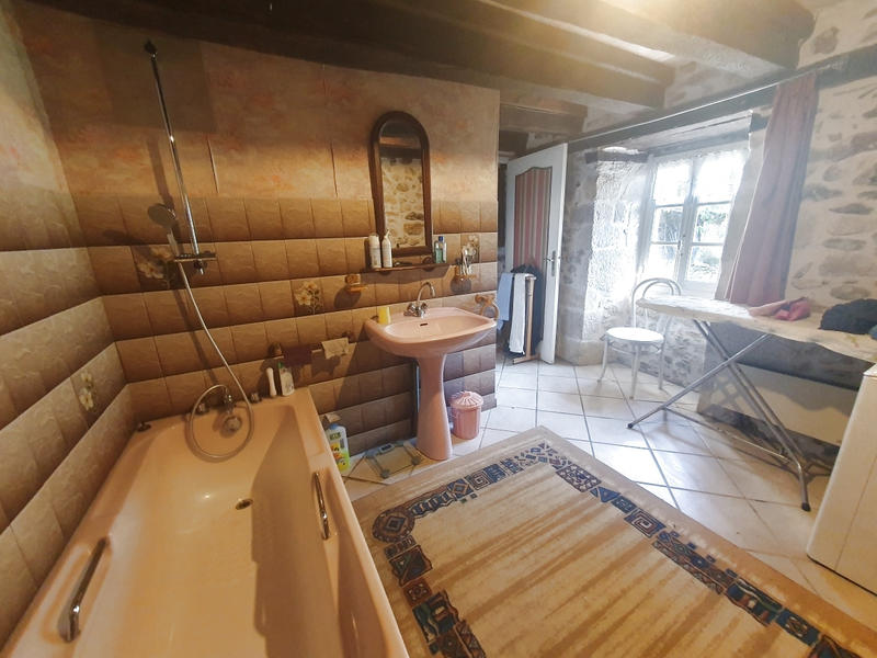 Maison de village - 95 m² - 3 pièces