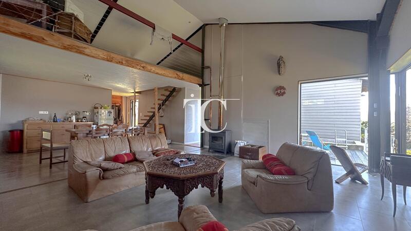 Maison - 171 m² - 5 pièces