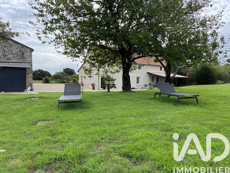 Maison de campagne - 220 m² - 7 pièces