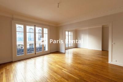 Appartement - 228 m² - 5 pièces