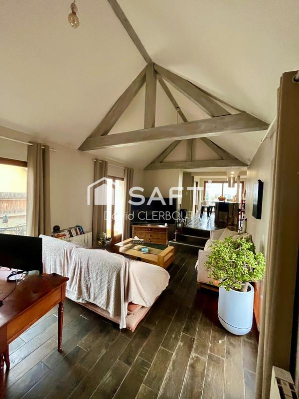 Maison - 92 m² - 4 pièces