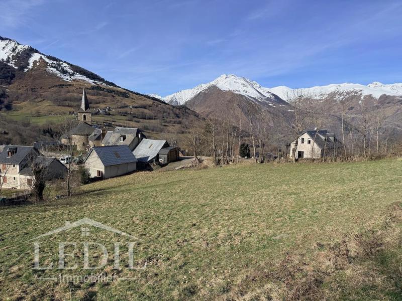 Terrain constructible - 2 484 m²