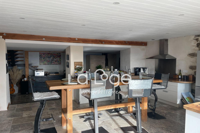 Maison - 163 m² - 5 pièces