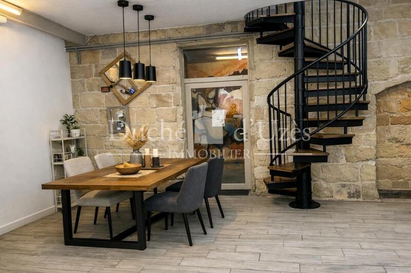 Appartement - 140 m² - 4 pièces