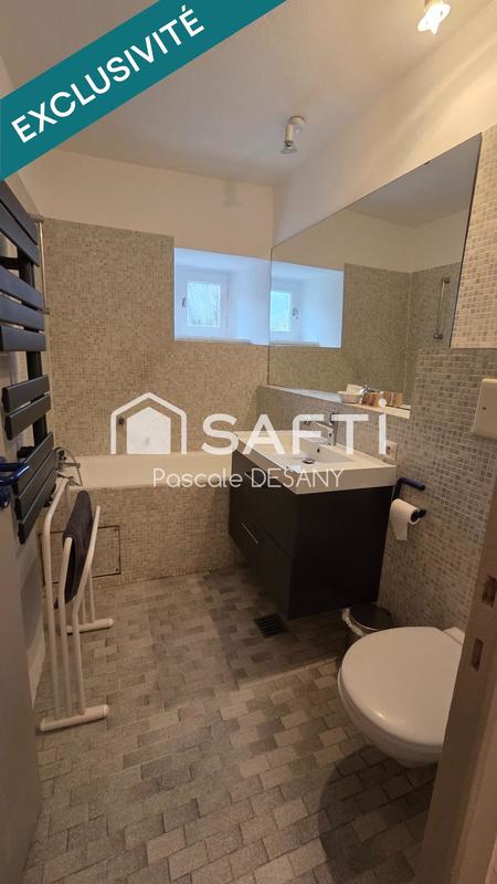 Local commercial - 800 m² - 15 pièces