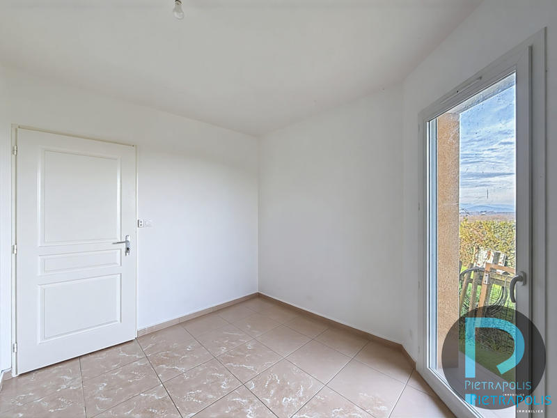 Maison - 97 m² - 4 pièces