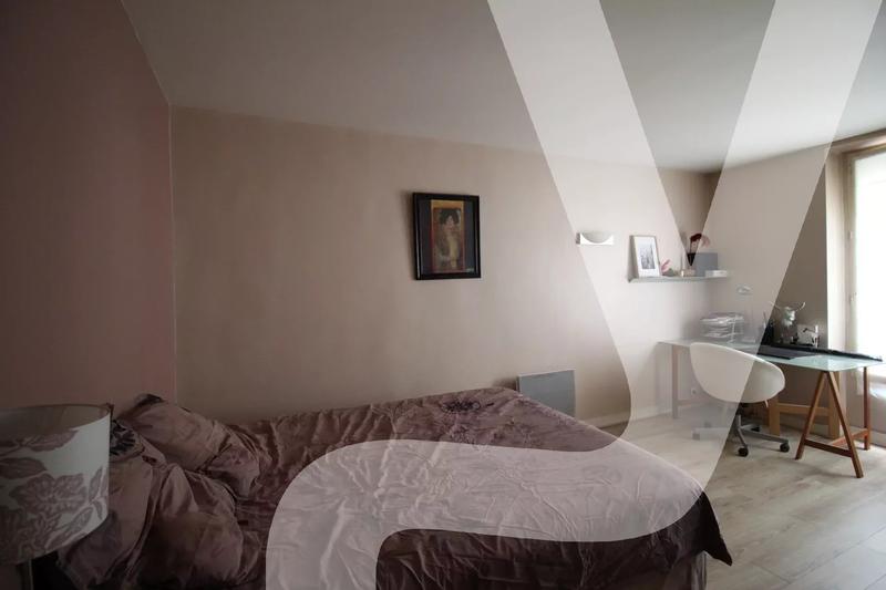 Appartement - 82 m² - 3 pièces