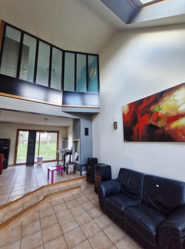 Maison - 92 m² - 5 pièces