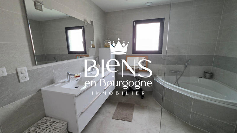 Villa - 164 m² - 7 pièces