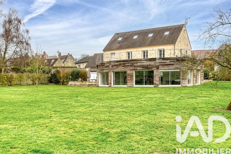 Maison de maîtres - 244 m² - 9 pièces