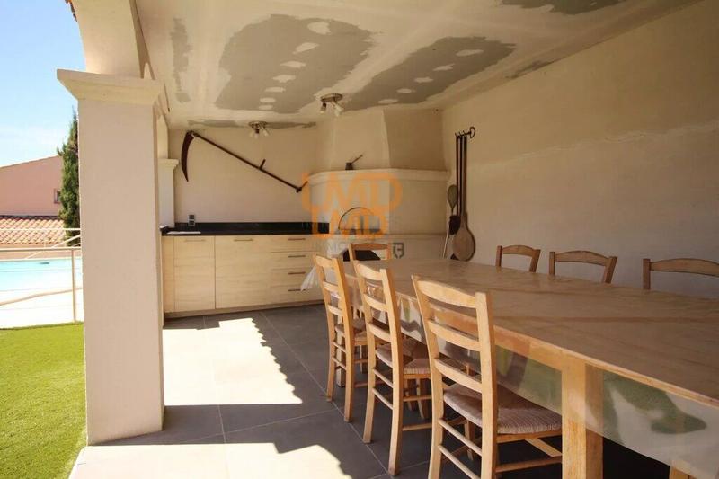 Maison - 160 m² - 3 pièces