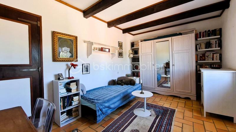 Demeure - 299 m² - 8 pièces