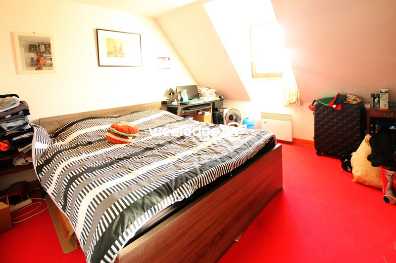 Maison traditionnelle - 86 m² - 6 pièces