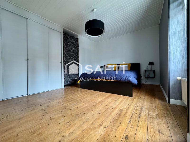 Maison - 149 m² - 8 pièces