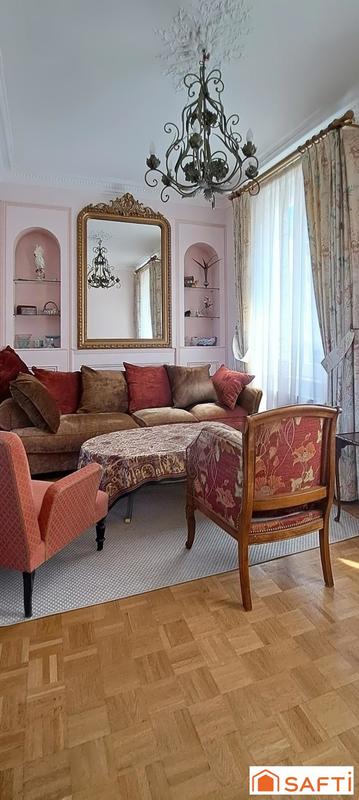 Maison de maîtres - 226 m² - 11 pièces