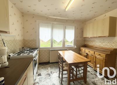 Maison - 99 m² - 4 pièces