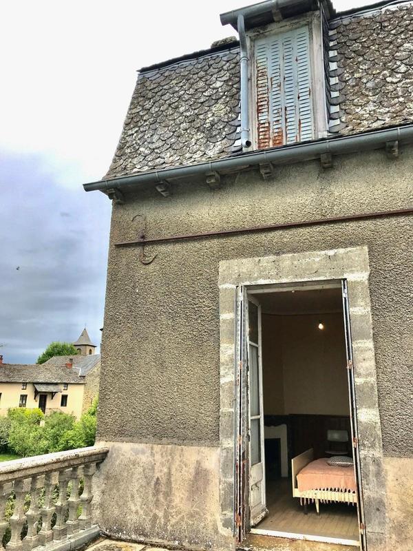 Maison - 90 m² - 6 pièces