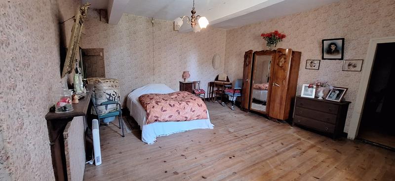 Maison - 200 m² - 5 pièces