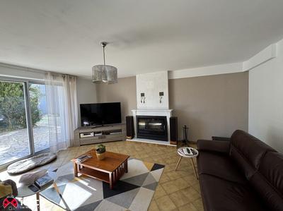 Maison - 196 m² - 6 pièces