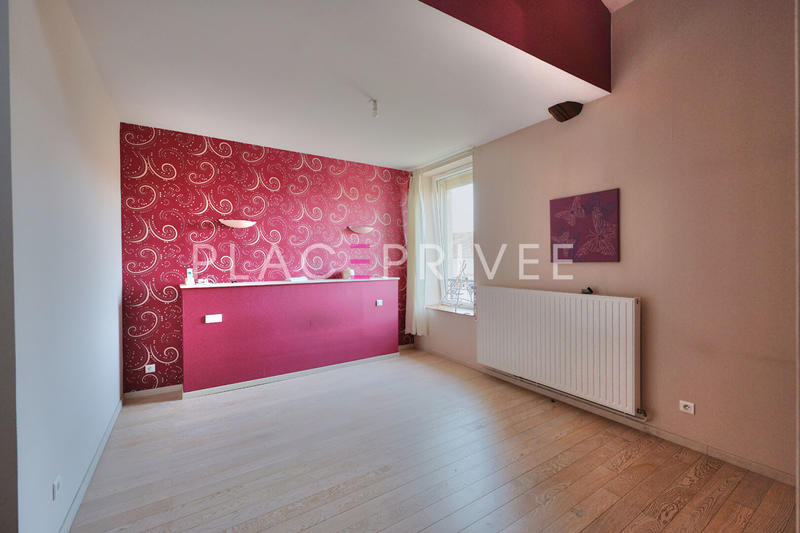 Maison - 296 m² - 7 pièces