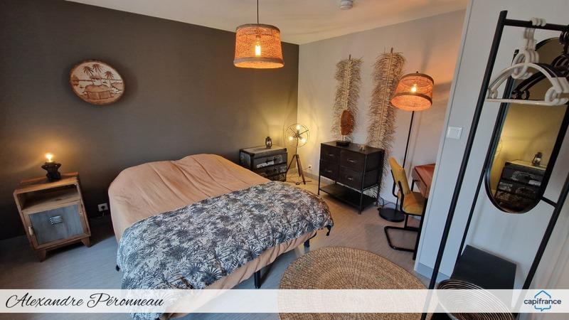 Maison - 224 m² - 8 pièces