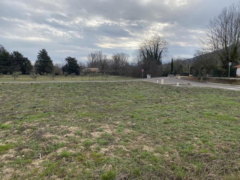 Terrain constructible - 497 m²