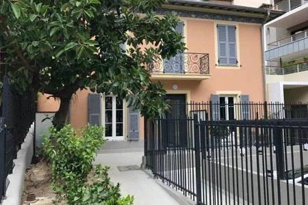 Appartement villa - 21 m² - 1 pièce