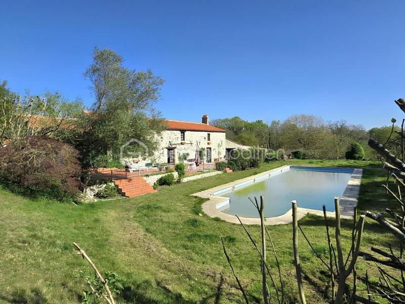 Longère - 200 m² - 7 pièces