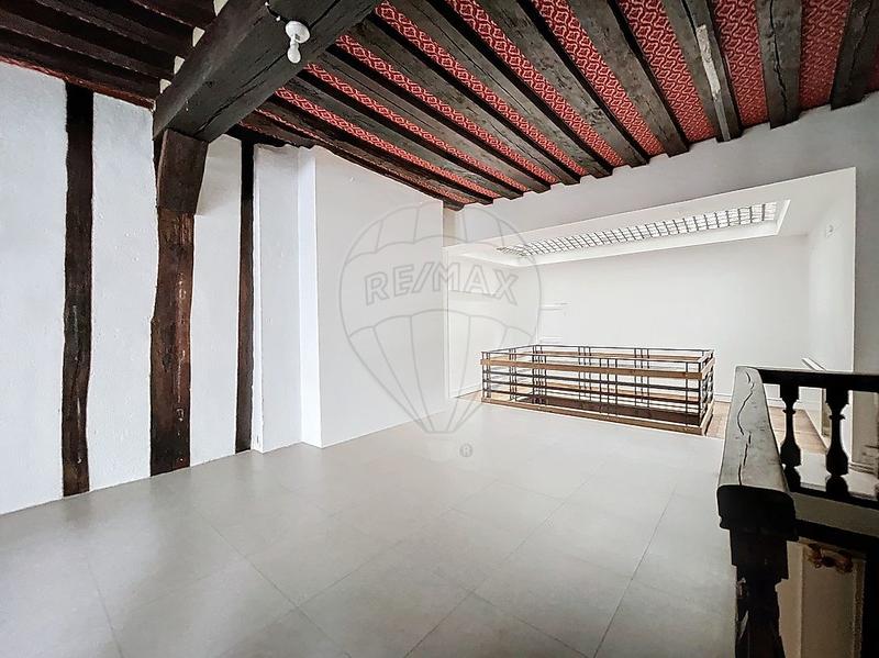 Duplex - 146 m² - 6 pièces