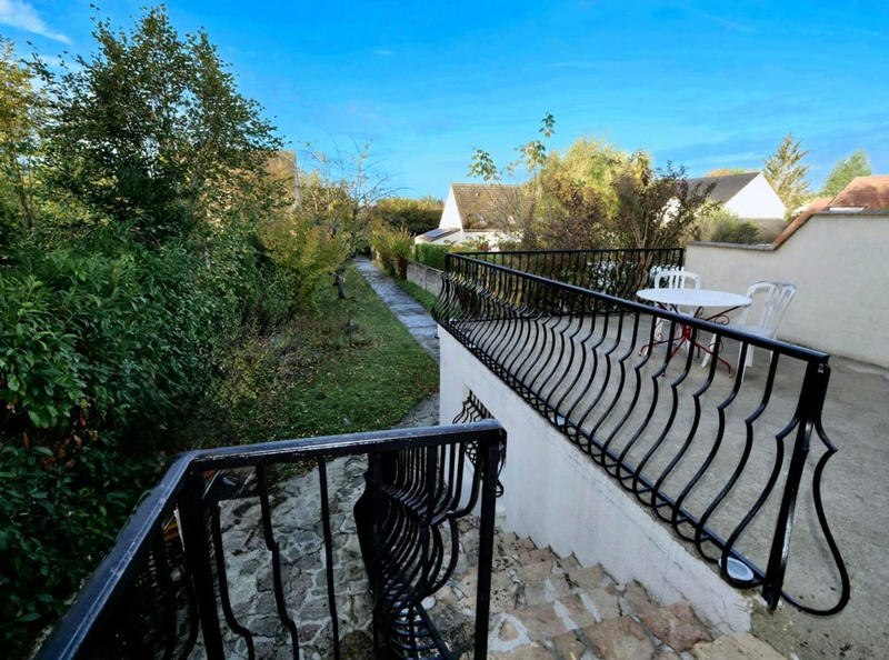 Maison - 85 m² - 5 pièces