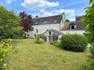 Maison en pierre - 226 m² - 9 pièces